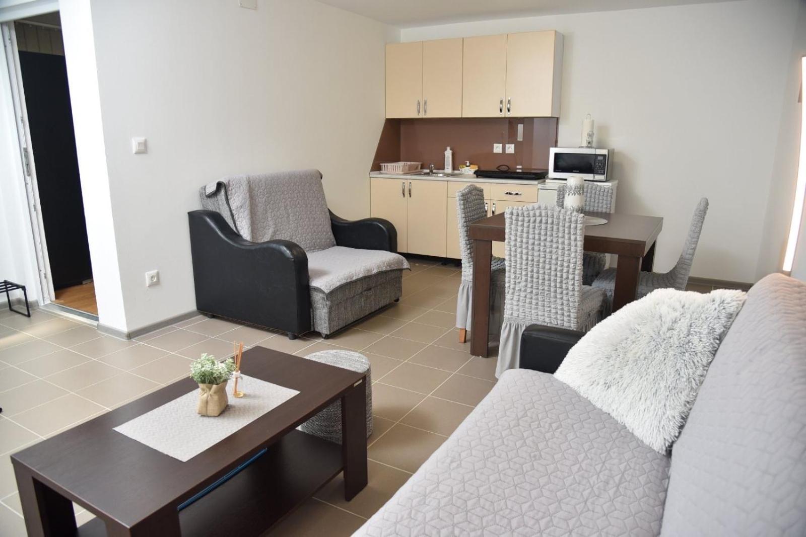 Boja Zalaska - Kameni Apartman Jagodina Ngoại thất bức ảnh